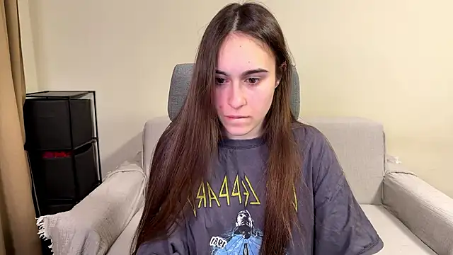 AliceKolltt online show from March 2026 08:11:01 PM