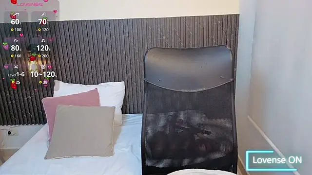 Aabby lee online show from March 2026 08:13:01 PM