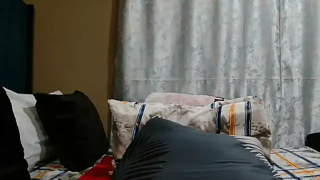 BERNINIBLUSHX89 online show from October 2025 09:05:02 PM