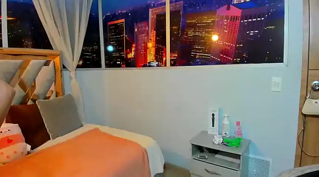 Snapshot of Kendall_Sophy chatting on January 2025 07:35:01 PM Kendall Sophy online show from January 2025 07:35:01 PM