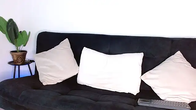 frank myles online show from December 2025 09:02:01 PM