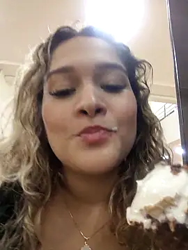 Sara smiiith211 online show from March 2025 12:17:01 AM