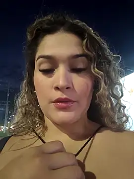 Sara smiiith211 online show from October 2025 11:16:02 PM