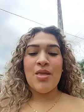 Sara smiiith211 online show from April 2026 06:38:02 PM