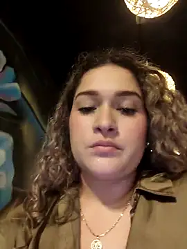 Snapshot of Sara_smiiith211 chatting on April 2026 02:27:02 AM Sara smiiith211 online show from April 2026 02:27:02 AM