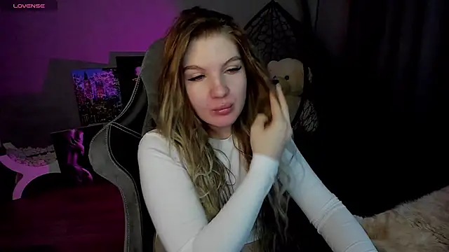 lily williamss online show from January 2025 12:31:02 AM