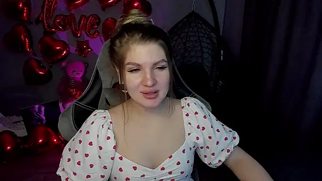 lily williamss online show from February 2025 03:11:02 AM