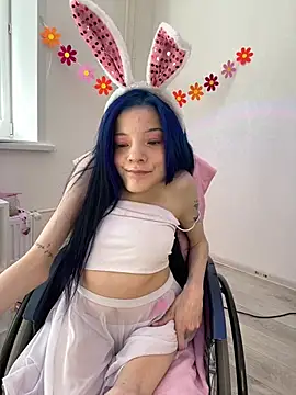 MiniSophiaa online show from April 2026 07:31:01 AM