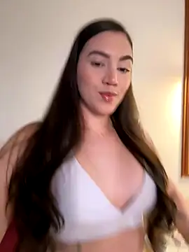 Amelia Rouse online show from November 2025 06:41:02 PM