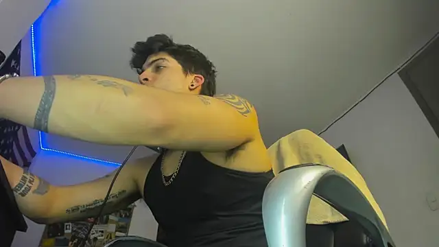 charlie hotxxx online show from December 2024 02:09:01 AM