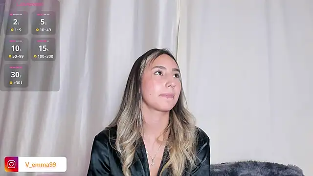 Snapshot of _Emma_Valka chatting on December 2024 01:04:02 AM  Emma Valka online show from December 2024 01:04:02 AM