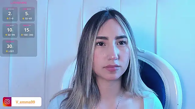 Snapshot of _Emma_Valka chatting on December 2024 09:37:01 PM  Emma Valka online show from December 2024 09:37:01 PM