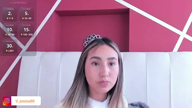 Snapshot of _Emma_Valka chatting on January 2025 09:09:01 PM  Emma Valka online show from January 2025 09:09:01 PM