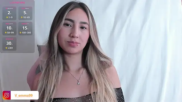 Snapshot of _Emma_Valka chatting on January 2025 09:51:01 PM  Emma Valka online show from January 2025 09:51:01 PM