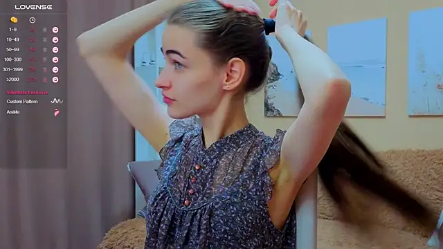 AstoriyaNight online show from September 2025 10:37:01 AM