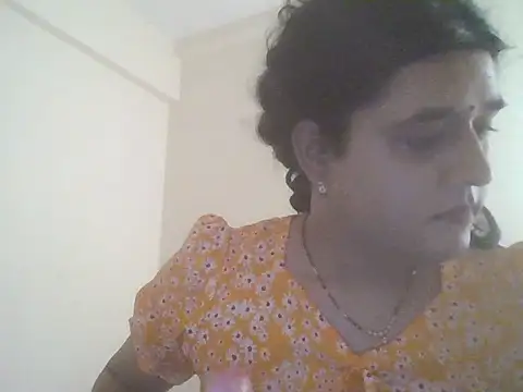 sexyindianbitchlilly online show from May 2026 08:31:01 AM