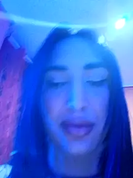 alice jhonson  online show from January 2025 11:17:01 PM