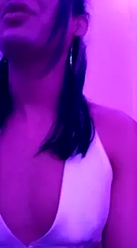 alice jhonson  online show from February 2025 03:12:02 AM