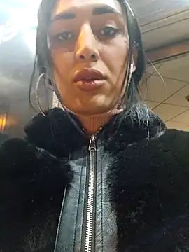 alice jhonson  online show from February 2025 11:22:01 PM