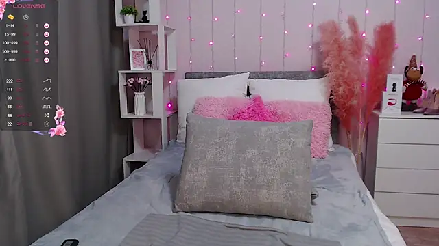 PornoGirlX online show from February 2025 07:51:02 AM