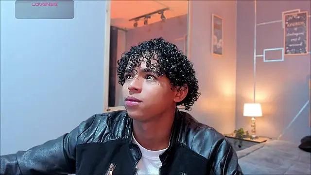 Noah Smith04 online show from December 2025 01:27:01 PM