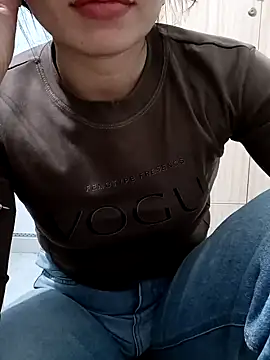 Blythe 69 online show from February 2025 10:32:02 AM