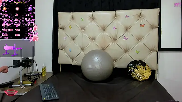 cleopatraa online show from April 2026 07:31:02 PM