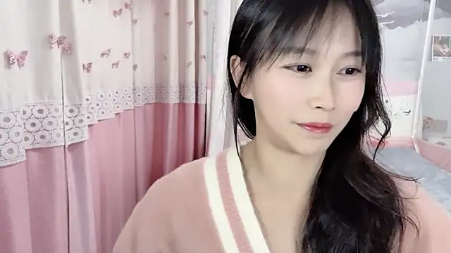 Snapshot of Shleybaby chatting on December 2024 06:41:01 AM Shleybaby online show from December 2024 06:41:01 AM