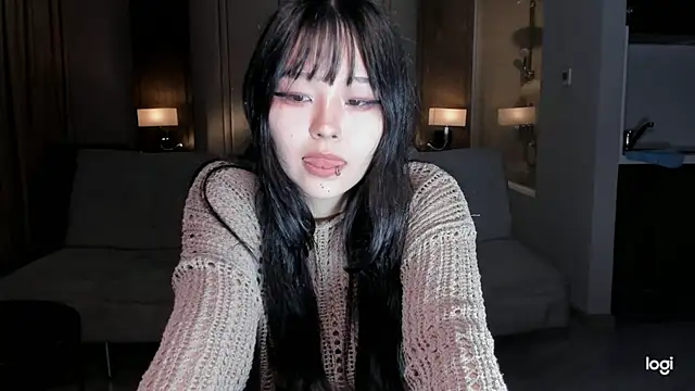 hee young11 online show from March 2025 12:57:02 PM