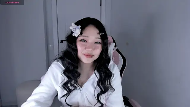 hee young11 online show from November 2025 05:44:01 PM