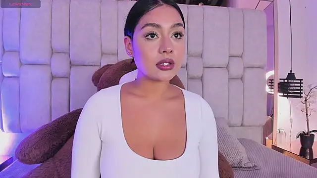 Kleverly Manson1 online show from April 2026 04:57:01 AM