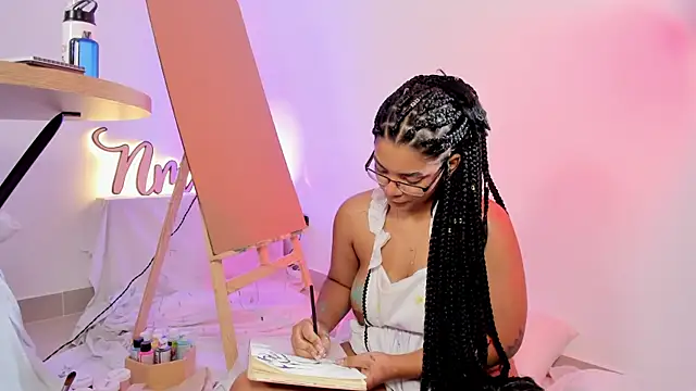 Nicolemorelli2 online show from February 2025 09:48:02 PM