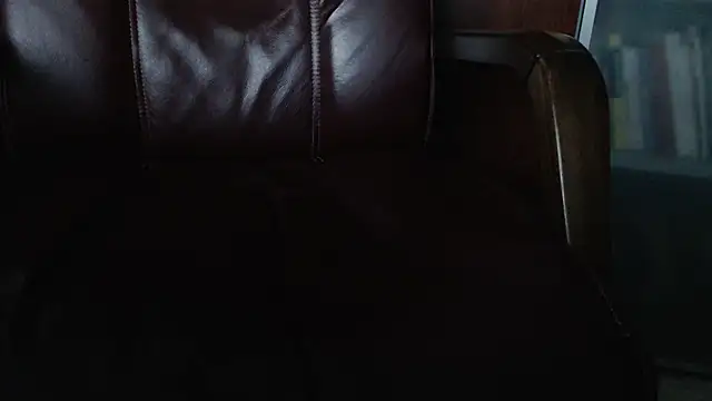 Snapshot of smoothandtiny chatting on February 2025 10:58:01 AM smoothandtiny online show from February 2025 10:58:01 AM