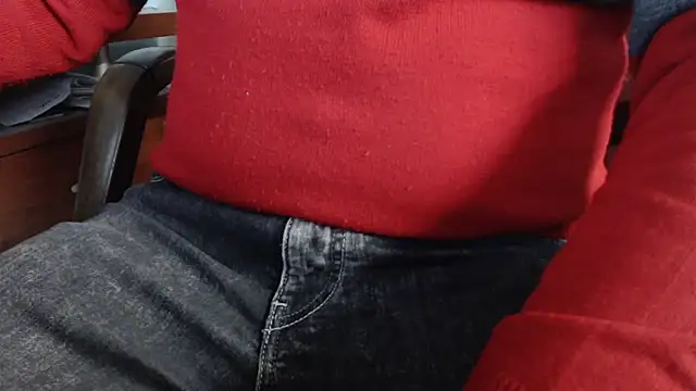 Snapshot of smoothandtiny chatting on March 2025 08:08:01 AM smoothandtiny online show from March 2025 08:08:01 AM