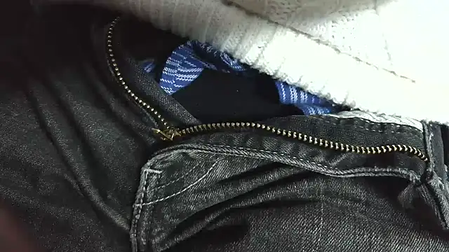 smoothandtiny online show from March 2026 06:19:01 AM