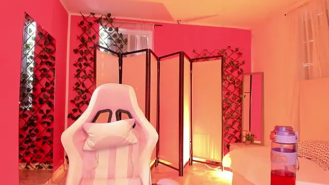 your khloe online show from October 2025 12:57:02 PM