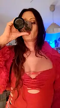 Snapshot of Luna_Kitanna chatting on January 2025 02:50:01 AM Luna Kitanna online show from January 2025 02:50:01 AM