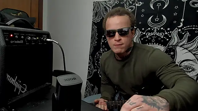 layneinchains online show from December 2024 09:25:02 PM