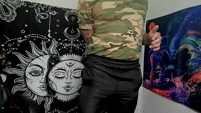 layneinchains online show from December 2024 10:47:02 PM