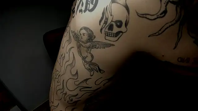 layneinchains online show from October 2025 10:23:02 AM