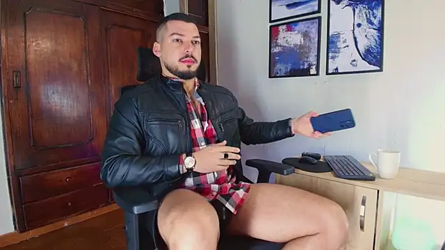 HenryBenso online show from November 2025 10:14:02 AM