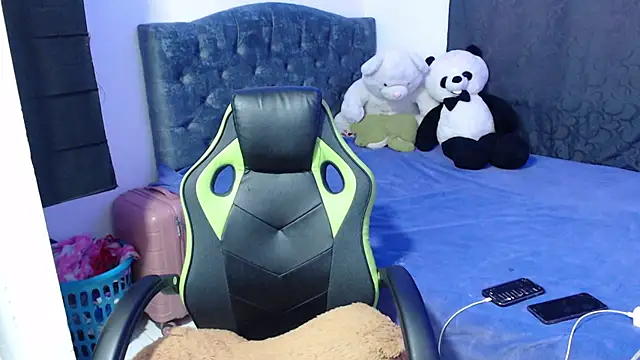 Gaby foz online show from March 2025 08:04:01 PM