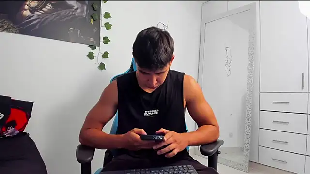 Bray Kevin online show from February 2025 01:03:01 AM