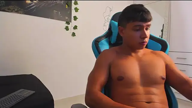 Bray Kevin online show from March 2025 10:59:01 PM