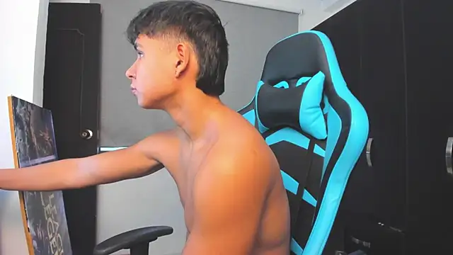 Bray Kevin online show from November 2025 08:00:01 PM