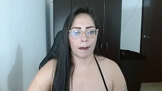 natashasmithe online show from February 2025 05:18:02 AM