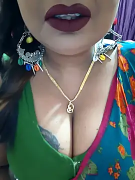 YR-SHIVANI online show from October 2025 04:22:02 AM