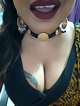 YR-SHIVANI online show from October 2025 05:19:02 AM