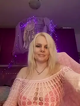 Snapshot of Angeldevilus chatting on October 2025 11:16:01 PM Angeldevilus online show from October 2025 11:16:01 PM