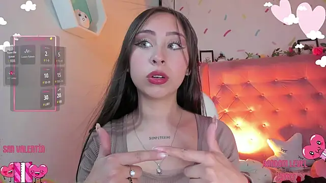 Snapshot of _cloe_martinez chatting on February 2025 08:33:01 PM cloe martinez online show from February 2025 08:33:01 PM